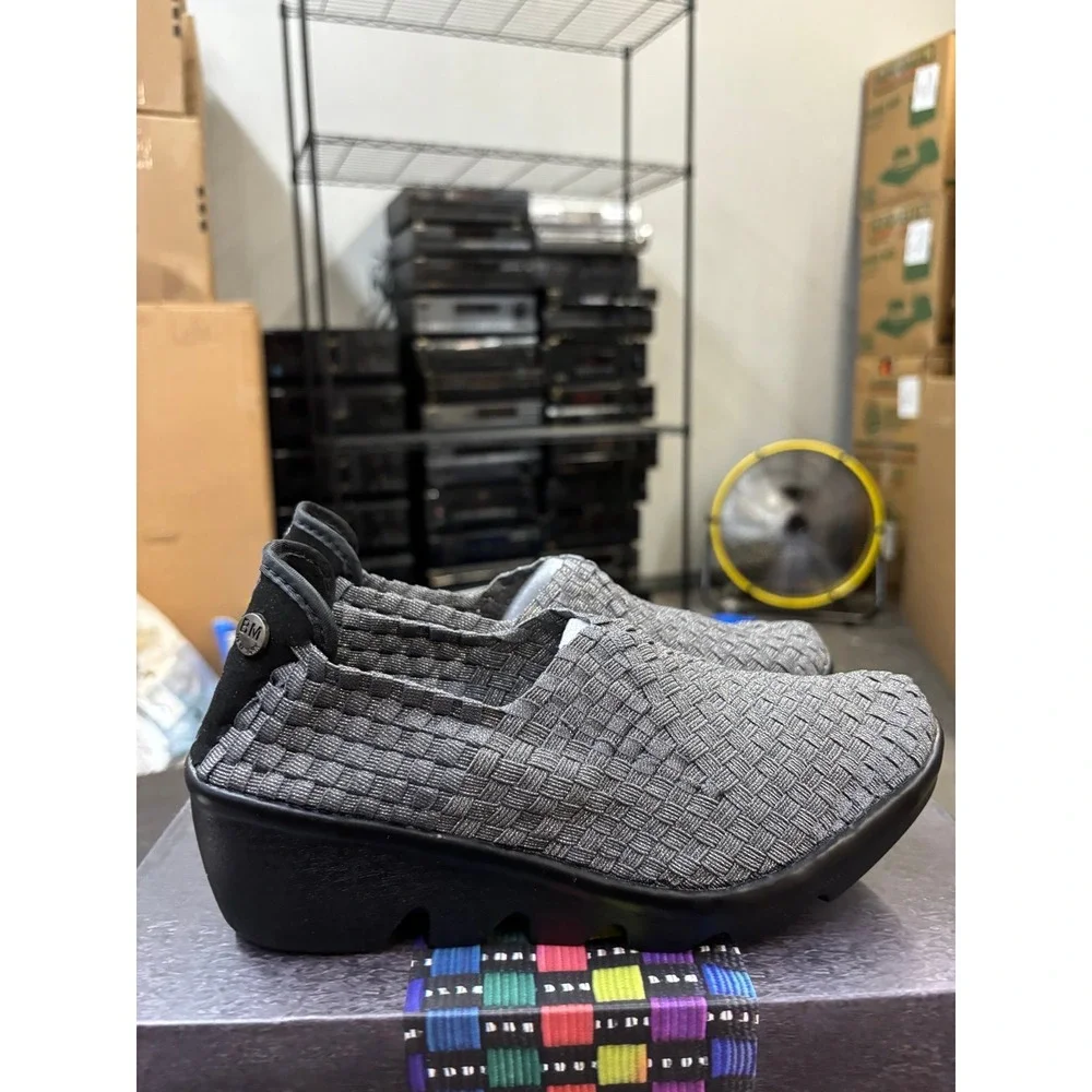 Bernie Mev Shianne Grey Shimmer Woven Wedge Slip On Shoes Size 37 US 6-6.5 NEW